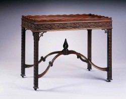 Portsmouth China table 1770 attributed to Robert Harrold