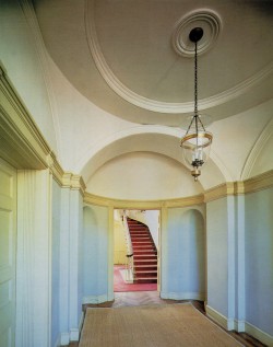 Entrance vestibule of Decatur House