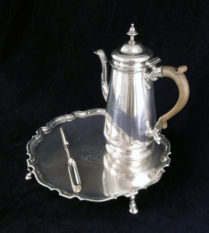 Alexander Petrie (c. 1717-1768). Coffeepot, Salver, and Marrow Scoop, Charleston, 1740/65. Silver; Coffeepot: 27: 00 cm (10.63 in.); Salver: 31: 5 cm (12.4 in.); Marrow Scoop: 21: 00 cm (8.27 in.). Collection of The Charleston Museum: Alexander Petrie Coffeepot, Salver, and Marrow Scoop, Charleston