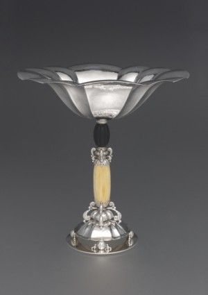 Compote by Erik Magnussen, 1927. Sterling silver, ivory and ebony. Yale University Art Gallery, Mabel Brady Garvan Collection by exchange. Compote by Erik Magnussen, 1927